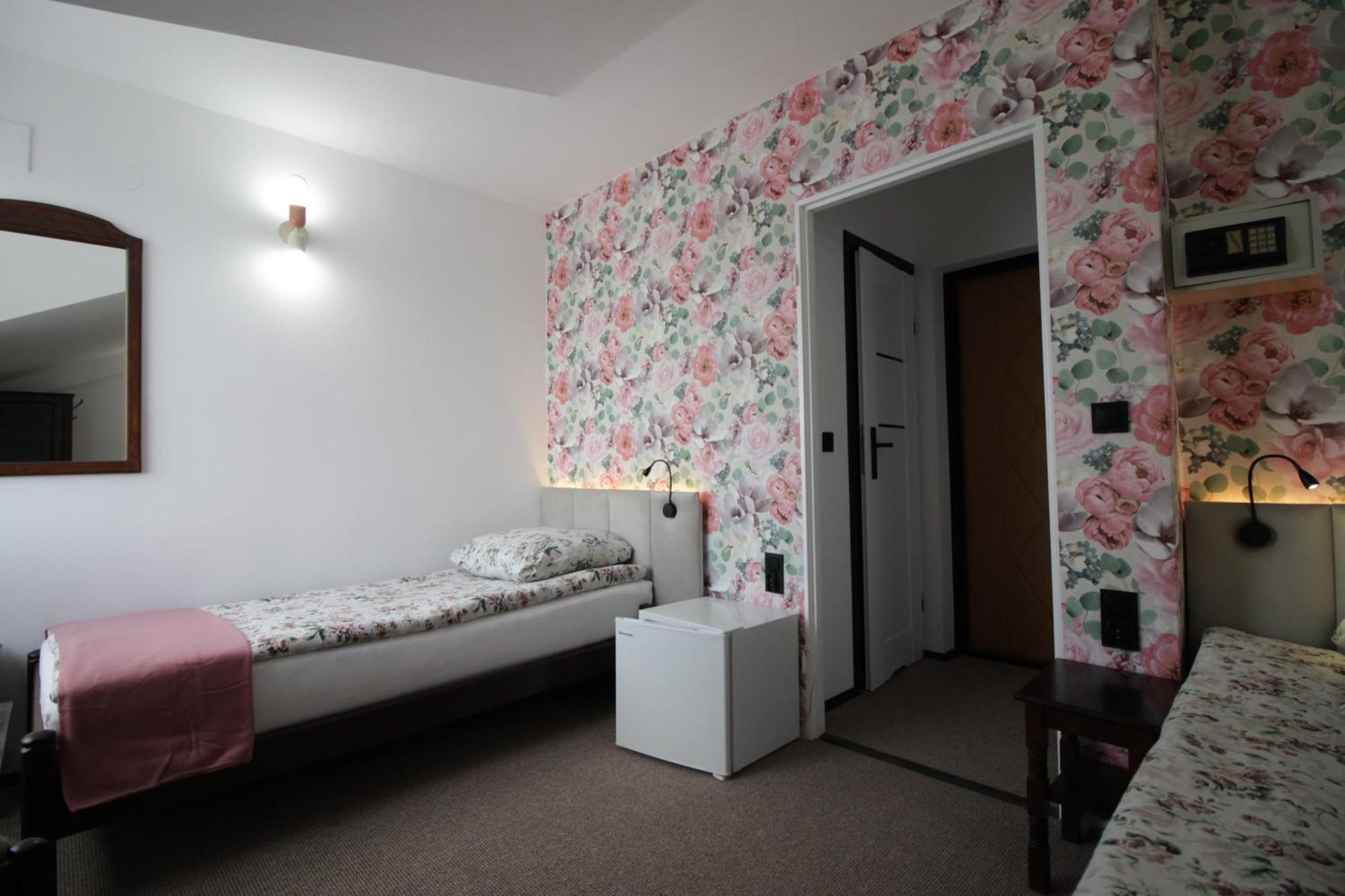 Motel Na Zbojeckiej Skawa エクステリア 写真