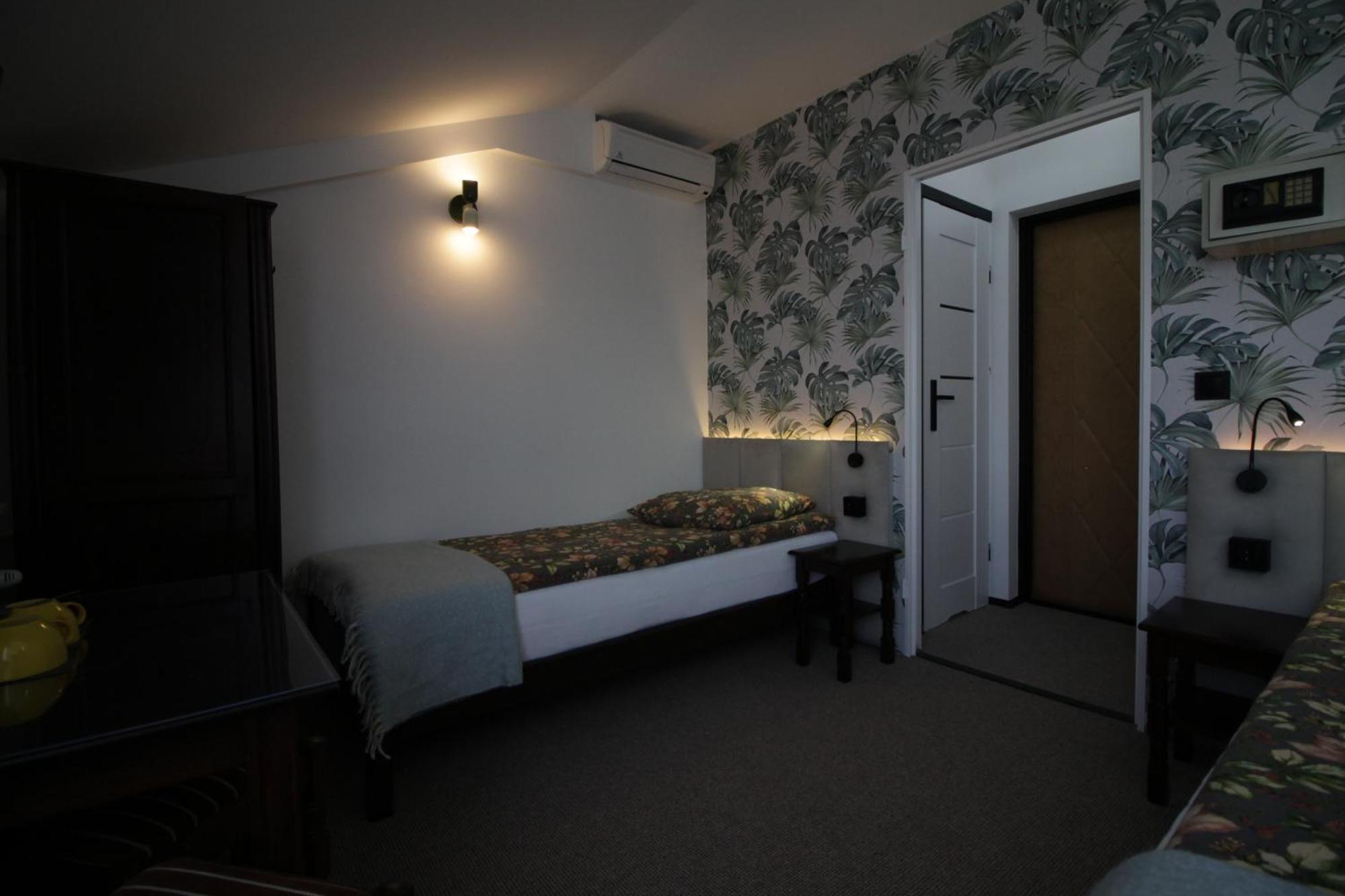 Motel Na Zbojeckiej Skawa エクステリア 写真