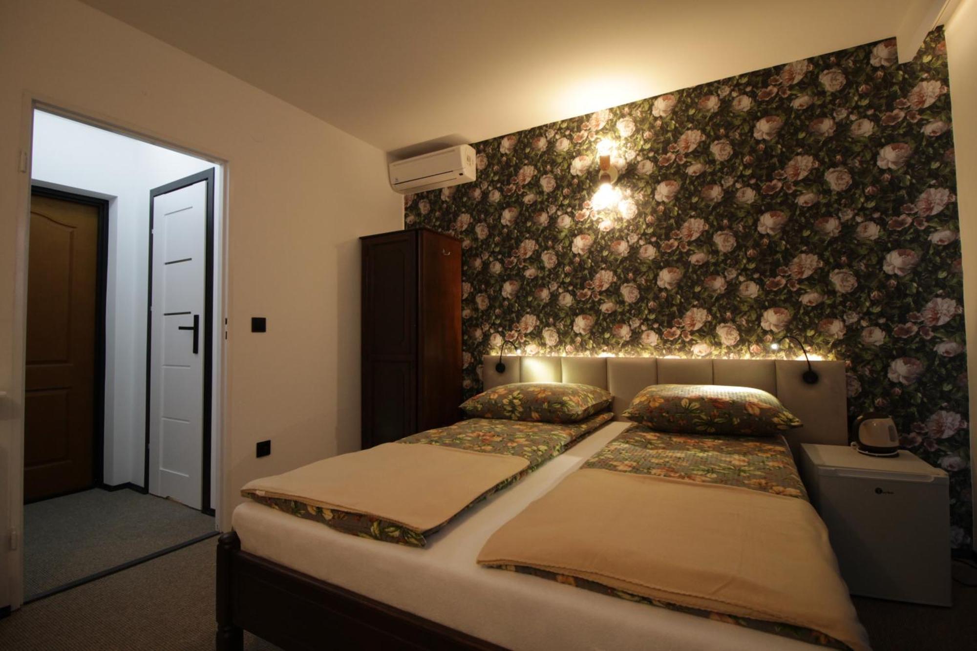 Motel Na Zbojeckiej Skawa エクステリア 写真